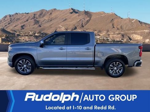 Used 2021 Chevrolet Silverado 1500 LT image 2