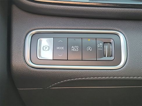 Used 2026 Buick Enclave Preferred image 18