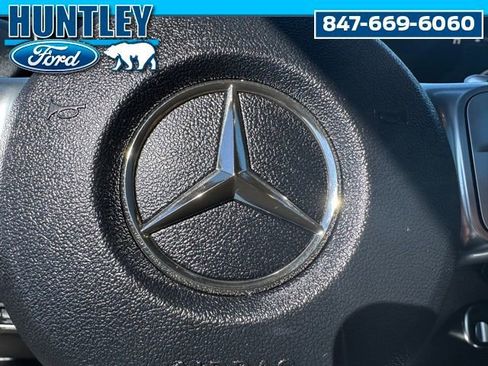 Used 2021 Mercedes-Benz GLB 35 AMG 4MATIC image 30