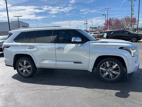 Used 2023 Toyota Sequoia Capstone image 5