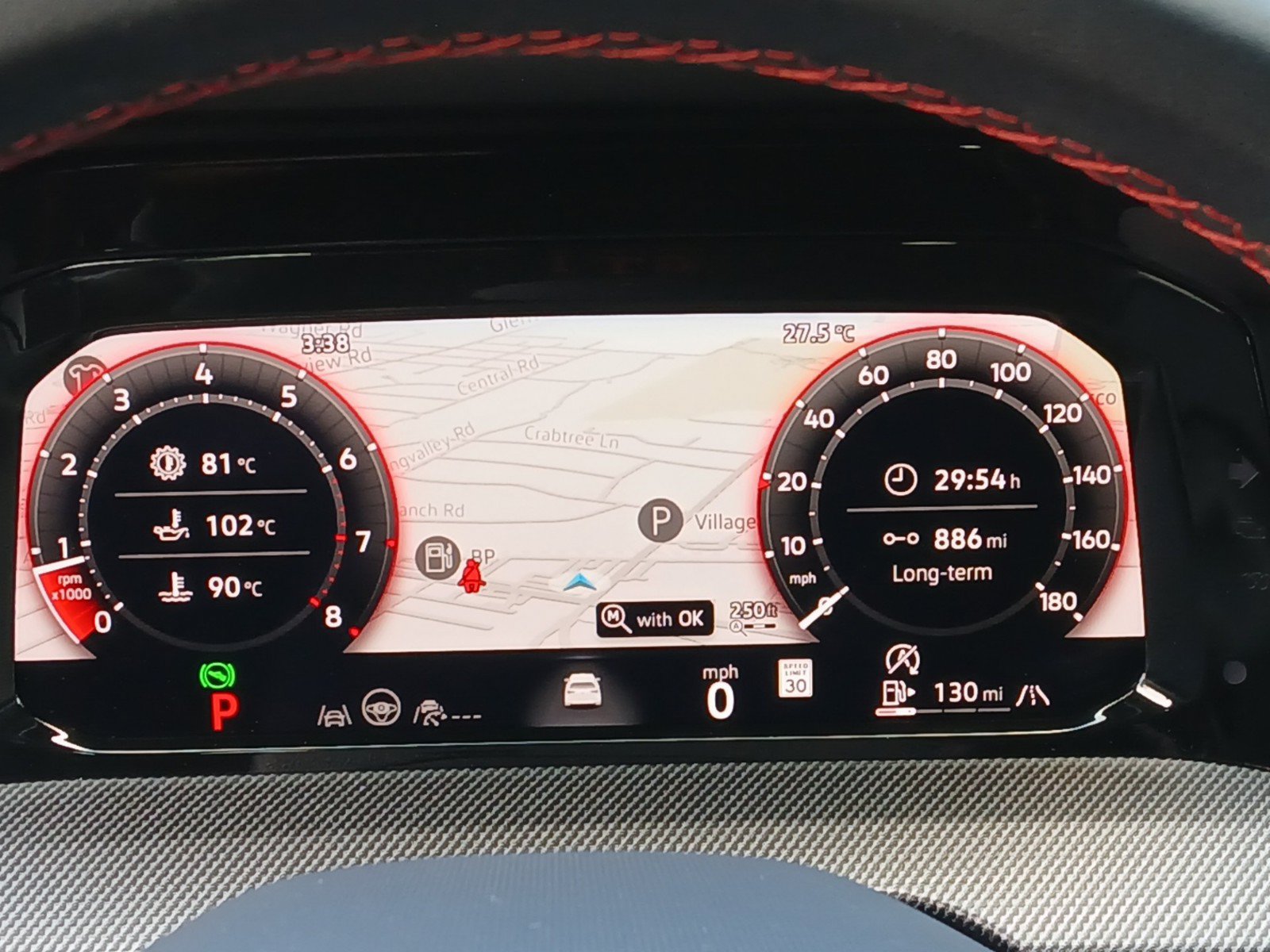 Used 2025 Volkswagen GTI SE FWD image 8