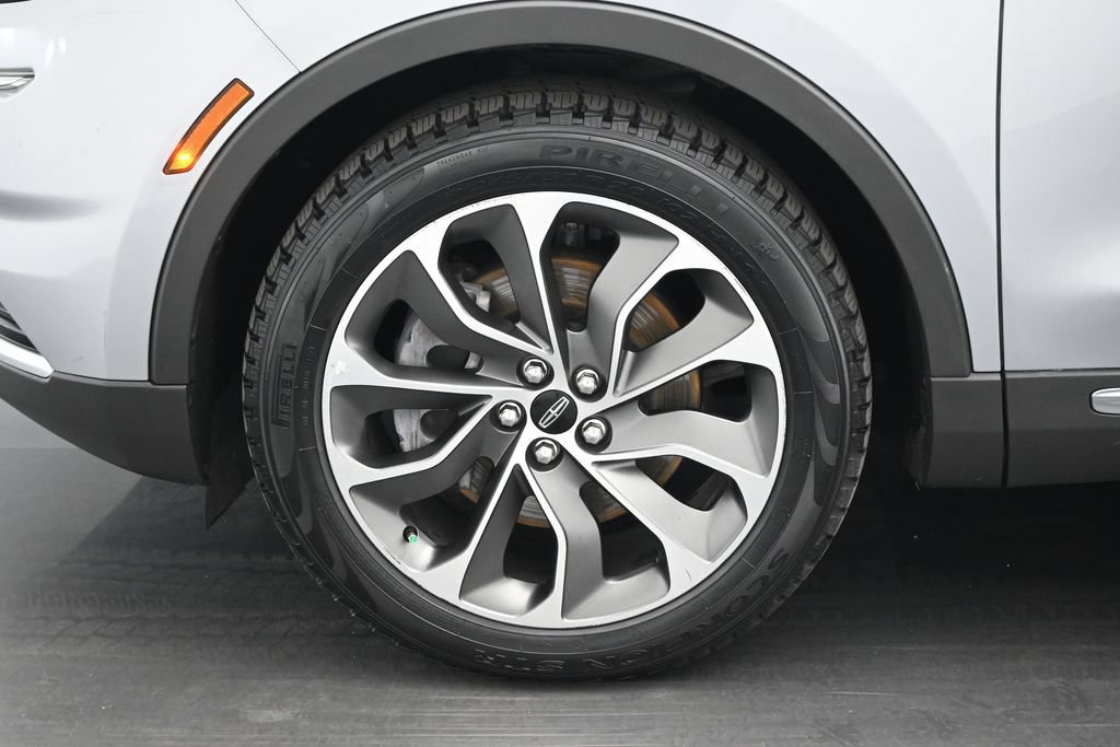 Used 2023 Lincoln Nautilus Reserve FWD image 25