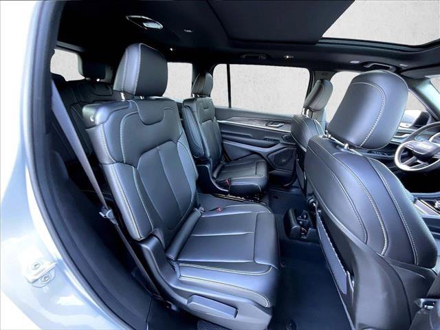 New 2026 Jeep Grand Cherokee L Limited w/ Limited Altitude Package RWD image 29