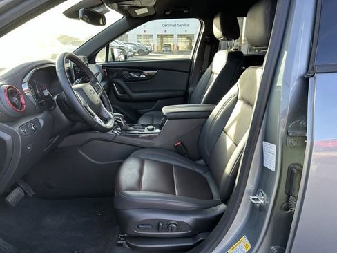 Certified 2025 Chevrolet Blazer RS image 2