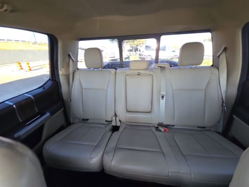 Certified 2020 Ford F150 Lariat w/ Equipment Group 502A Luxury image 22