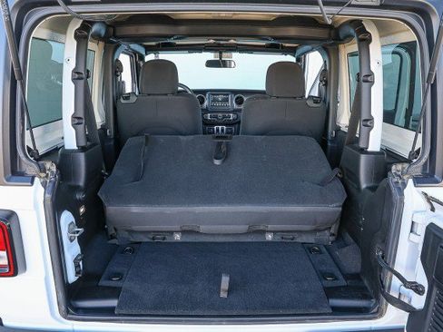 Used 2023 Jeep Wrangler Sport S image 28