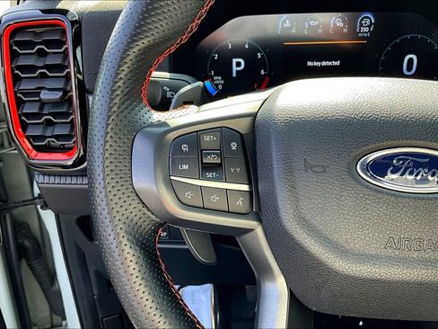 Used 2024 Ford Ranger Raptor AWD/4WD image 13