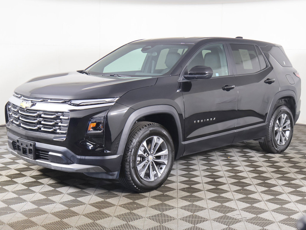 Used 2026 Chevrolet Equinox LT AWD/4WD image 10