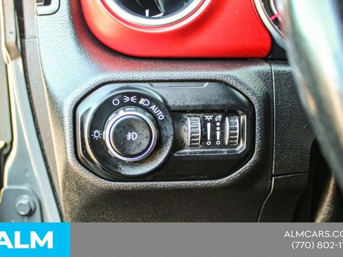 Used 2021 Jeep Wrangler Unlimited Rubicon w/ Uconnect 4C Nav & Sound Group AWD/4WD image 27