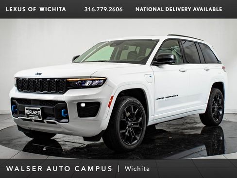 Used 2023 Jeep Grand Cherokee 30th Anniversary image 1