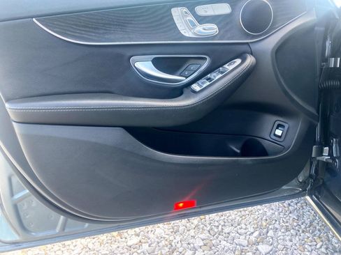 Used 2017 Mercedes-Benz C 300 Sedan image 19