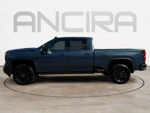 Used 2025 Chevrolet Silverado 2500 LTZ w/ Trail Boss Package AWD/4WD image 7