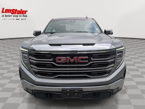 Used 2025 GMC Sierra 1500 SLT RWD image 8