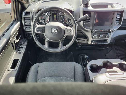 Used 2024 RAM 2500 Tradesman w/ Chrome Appearance Group image 24