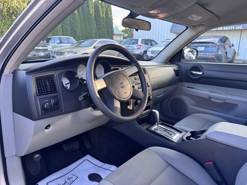 Used 2007 Dodge Charger SE w/ Comfort Seating Group image 16