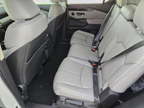 New 2025 Honda Pilot EX-L image 15