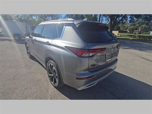 Used 2023 Mitsubishi Outlander SEL image 28