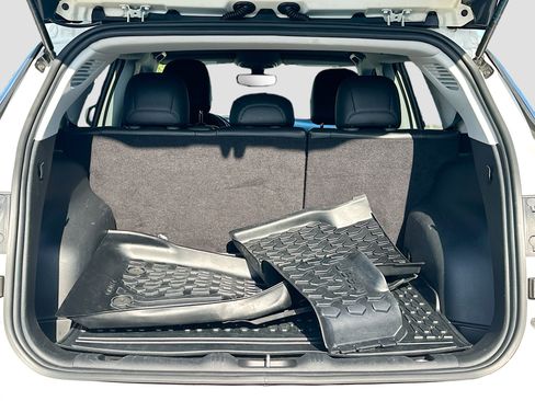 Used 2018 Jeep Compass Latitude w/ Popular Equipment Group image 26