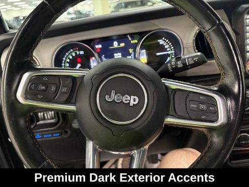 Used 2021 Jeep Wrangler Unlimited Sahara AWD/4WD image 21
