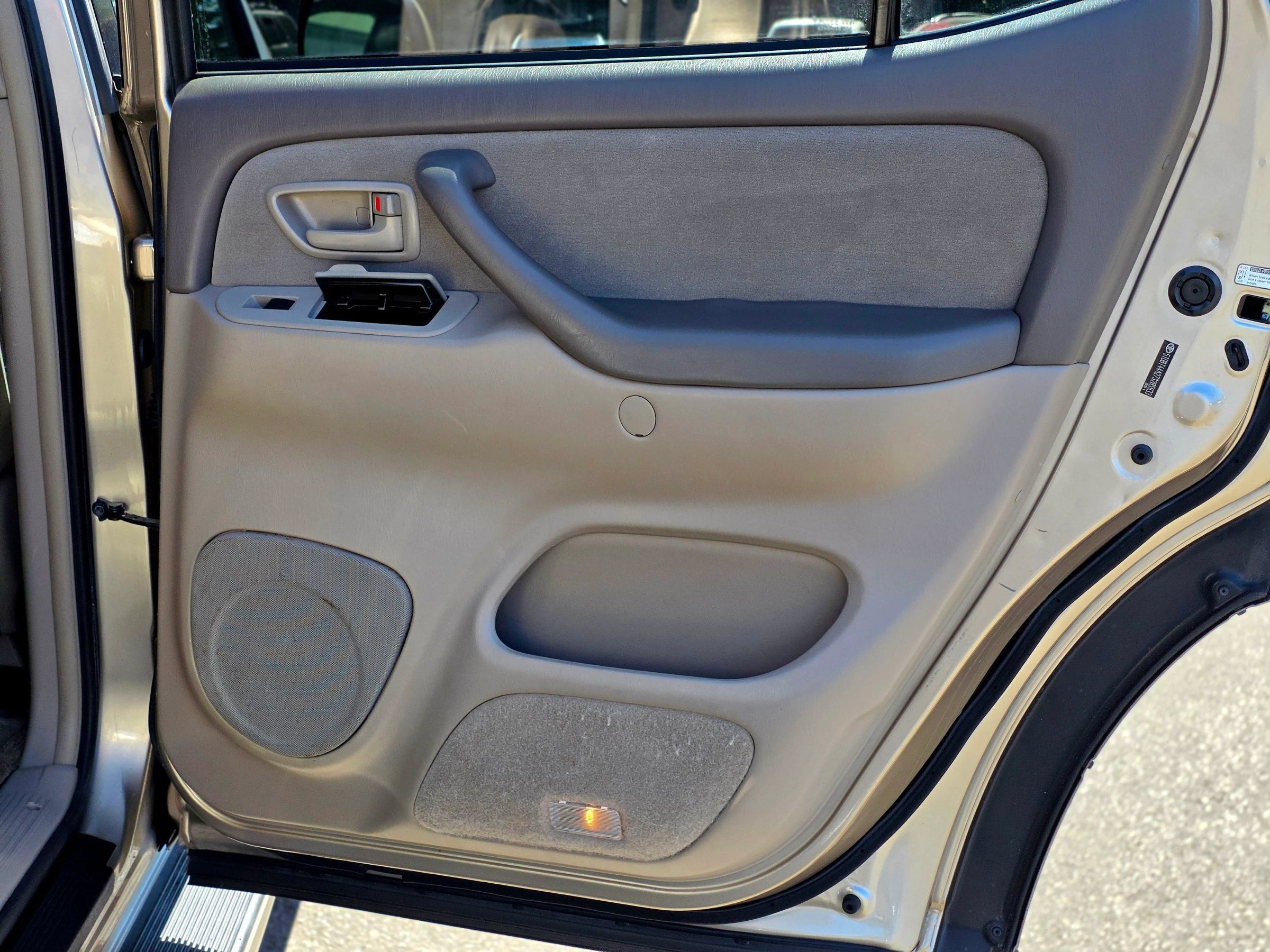 Used 2007 Toyota Sequoia SR5 AWD/4WD image 46