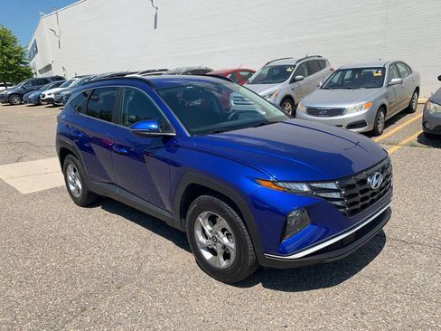Certified 2022 Hyundai Tucson SEL AWD/4WD image 3