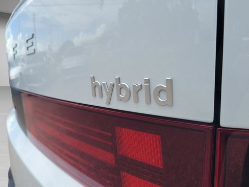 New 2026 Hyundai Santa Fe SE image 31