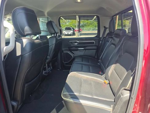Used 2022 RAM 1500 Laramie AWD/4WD image 9