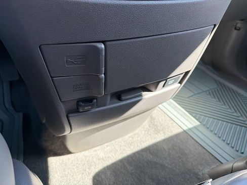 Used 2016 Honda Odyssey EX-L image 34