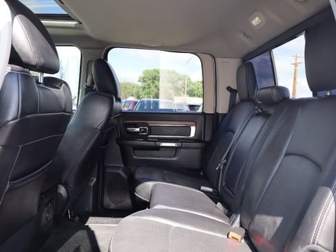 Used 2016 RAM 1500 Laramie w/ Convenience Group AWD/4WD image 6