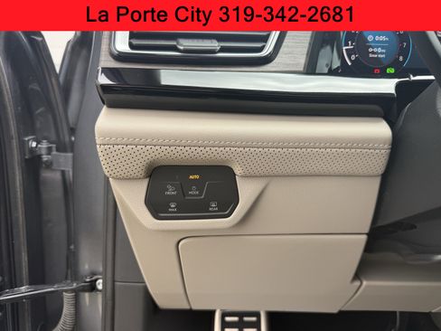 Used 2024 Volkswagen Atlas SEL Premium R-Line AWD/4WD image 14