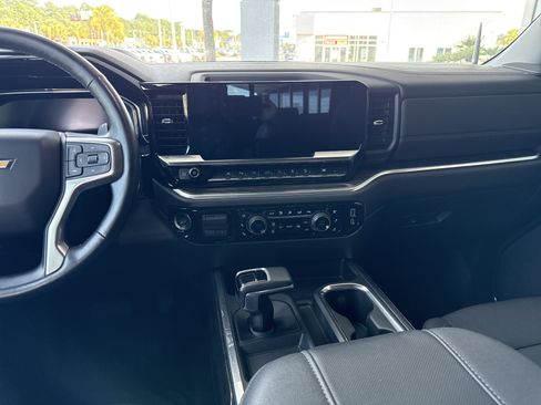 Used 2023 Chevrolet Silverado 1500 LTZ w/ LTZ Premium Package AWD/4WD image 29