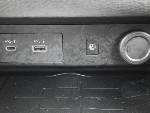 Used 2024 Mitsubishi Outlander SEL AWD/4WD image 18