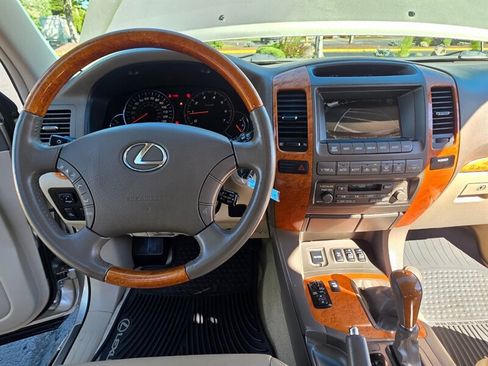 Used 2004 Lexus GX 470 AWD/4WD image 49