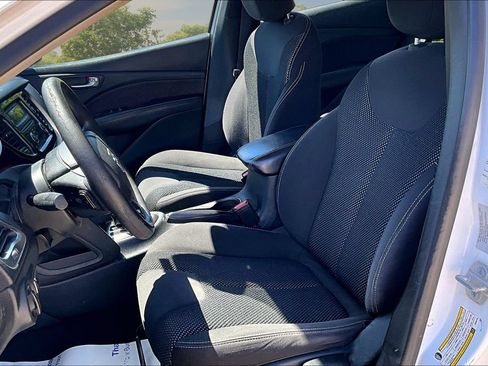Used 2015 Dodge Dart SXT FWD image 25