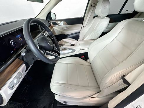 Used 2025 Mercedes-Benz GLE 350 4MATIC image 19