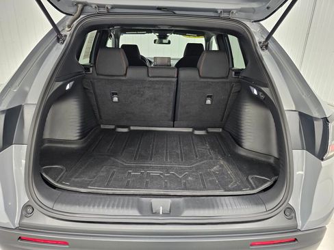 Used 2024 Honda HR-V Sport image 16