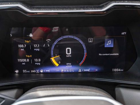 Used 2025 Chevrolet Colorado ZR2 w/ Technology Package image 14