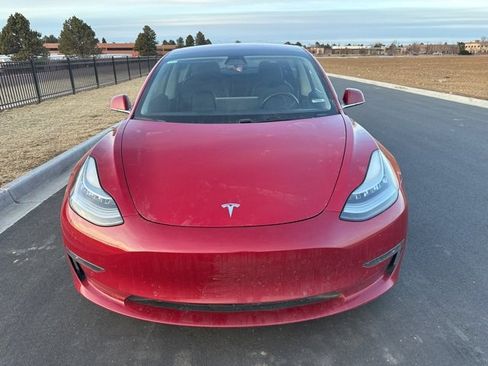 Used 2018 Tesla Model 3 Long Range image 3