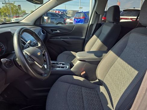 Used 2022 Chevrolet Equinox LT FWD image 25