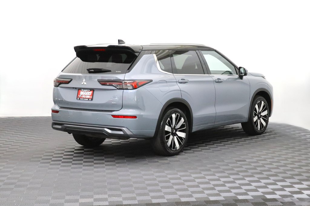 Used 2026 Mitsubishi Outlander SEL AWD/4WD image 8