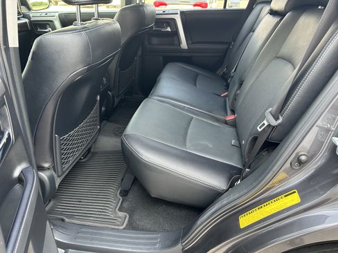 Used 2021 Toyota 4Runner Limited AWD/4WD image 19