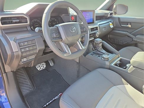 New 2025 Toyota Tacoma TRD Sport image 19