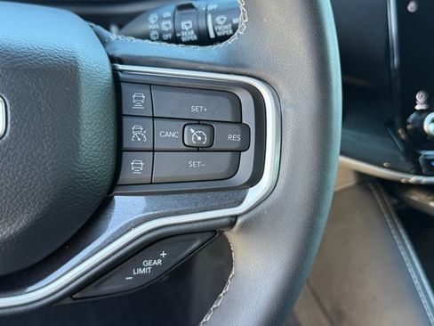 Used 2022 Jeep Wagoneer Series I w/ Convenience Group I RWD image 18