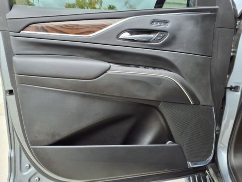 Used 2021 Cadillac Escalade Premium Luxury Platinum image 21