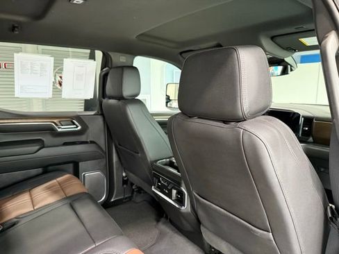 Used 2024 Chevrolet Silverado 1500 High Country w/ Max Trailering Package image 17