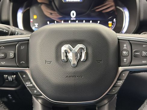 Used 2025 RAM 1500 Big Horn image 30