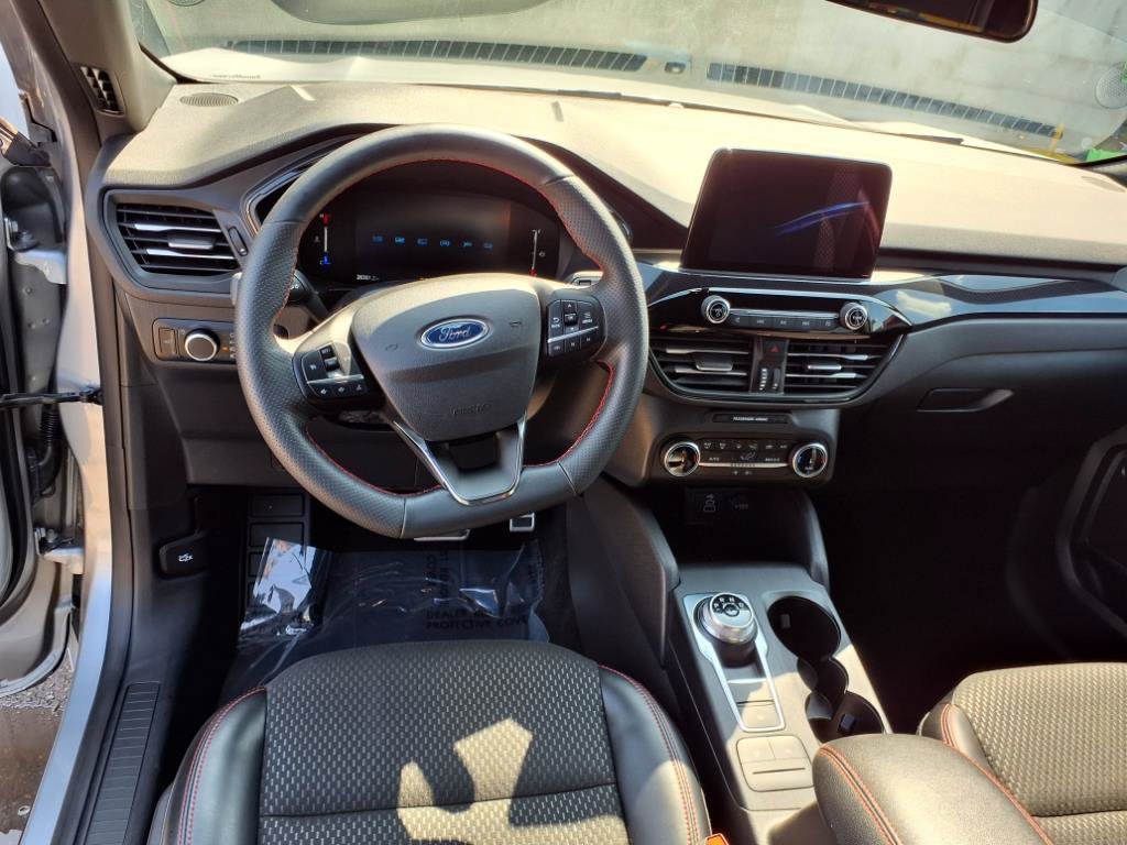 Used 2024 Ford Escape ST-Line FWD image 9