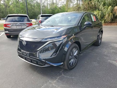 Certified 2023 Nissan Ariya FWD image 2