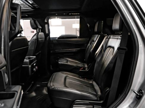 Used 2021 Ford Expedition Limited image 31