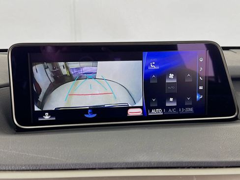 Used 2019 Lexus RX 350L Luxury w/ Accessory Package image 32